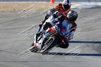 media/Jan-09-2022-SoCal Trackdays (Sun) [[2b1fec8404]]/Turns 9 and 8 (920am)/